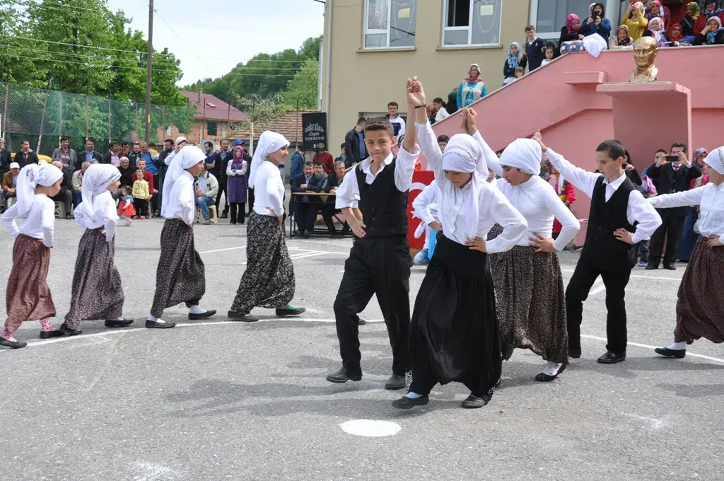 Haber: Zirve’de 23 Nisan Coşkusu - Galeri-2