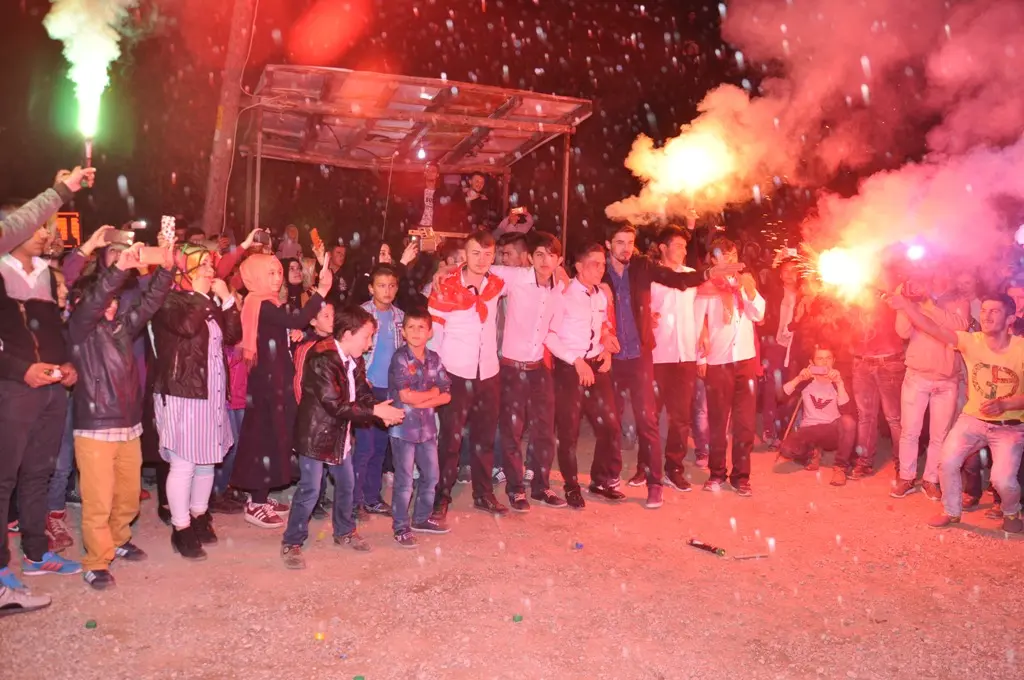Haber: Zirvede Askerler Uğurlandı - Galeri-1