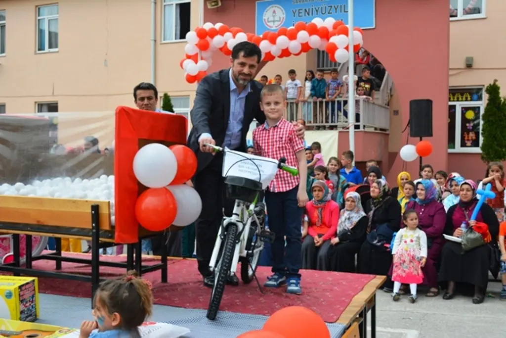 Haber: YENİYÜZYIL İLKOKULUNDA  2.ÇOÇUK ŞENLİĞİ - Galeri-3