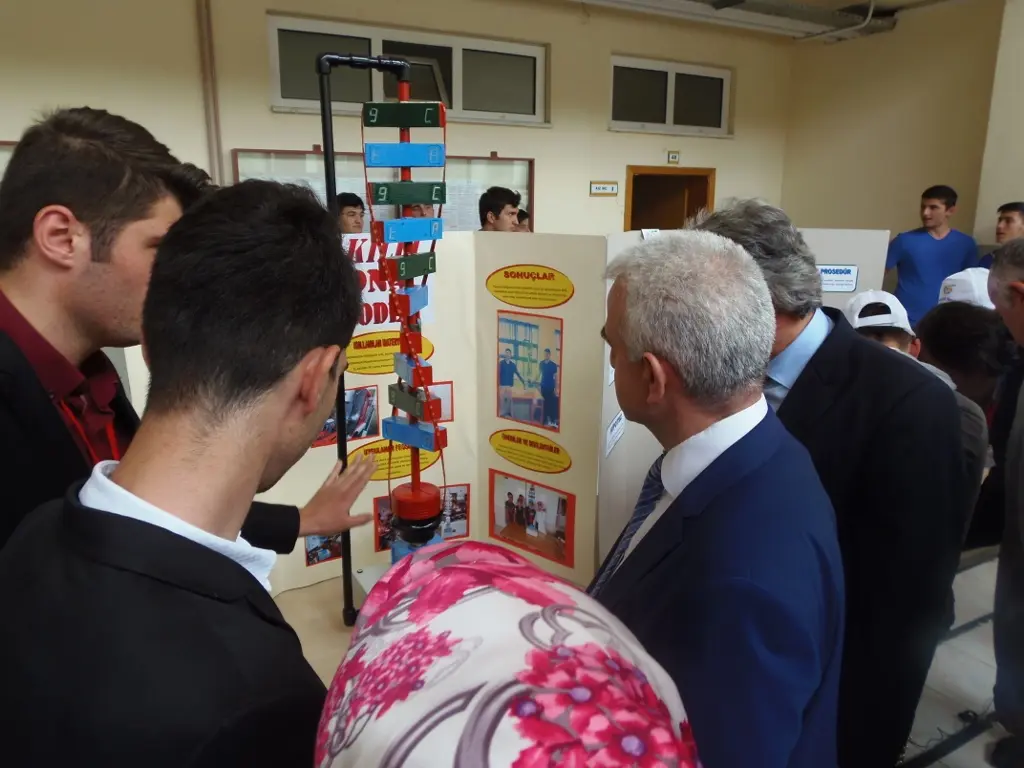 Haber: Hendek AKV’de Bilim Fuarı Şenliği - Galeri-5