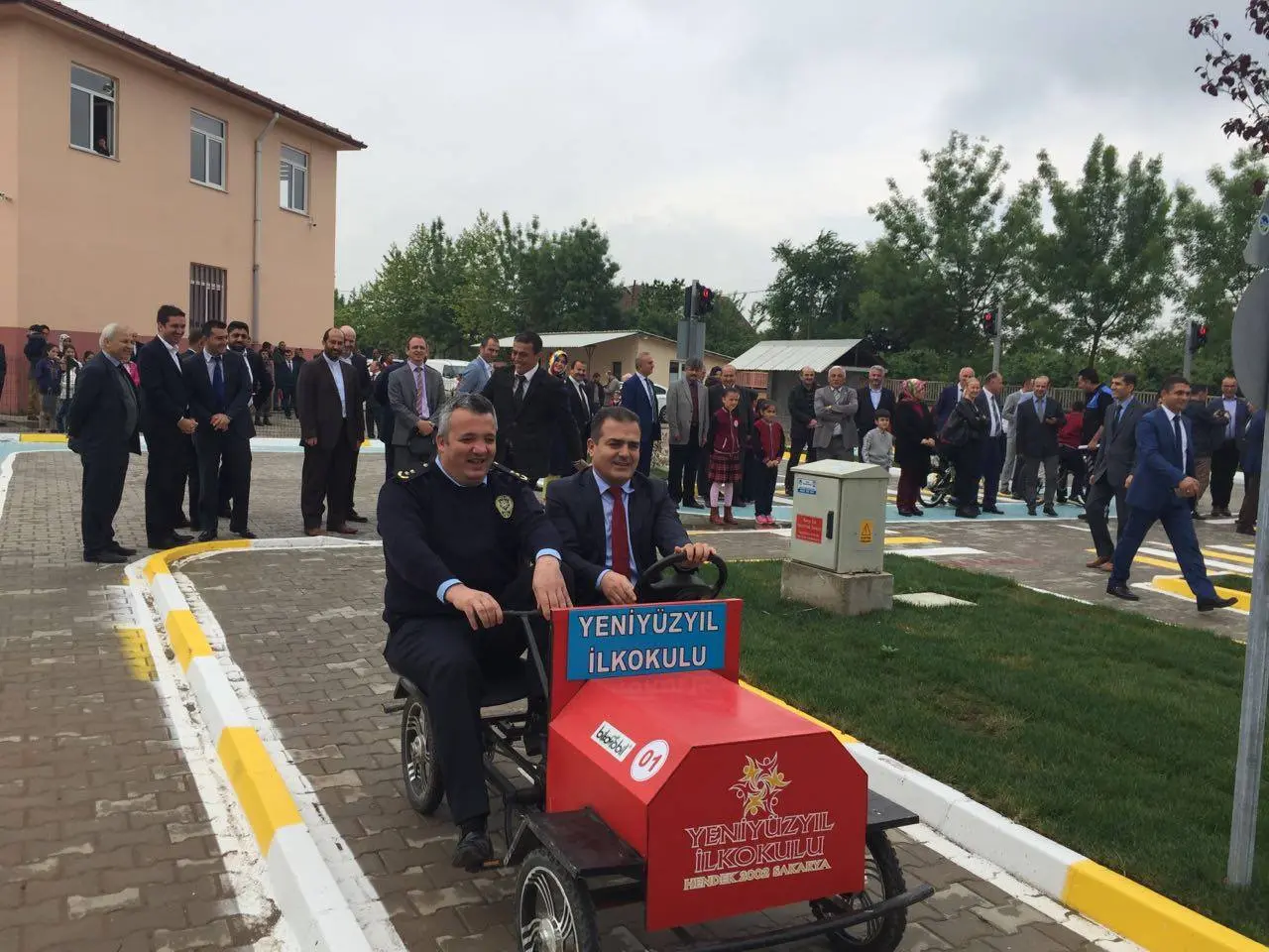 Haber: Yeniyüzyıl İlkokulunda Trafik Park Açıldı - Galeri-6