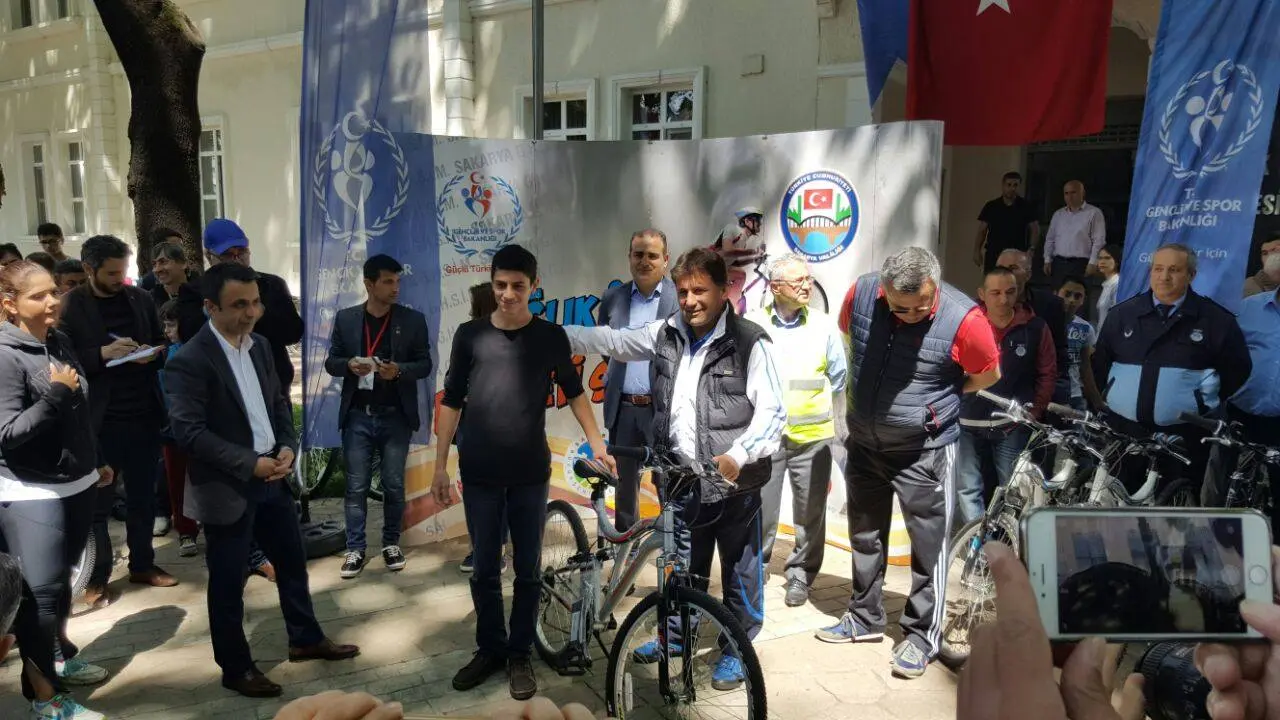 Haber: Hendek’te Bisiklet Turuna Yoğun İlgi - Galeri-14