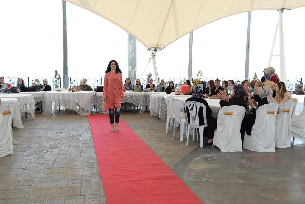 Haber: Ala Butik’ten muhteşem defile - Galeri-1