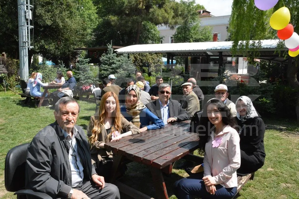 Haber: Dünün Gençleri İle Bugünün Gençleri Buluştu - Galeri-1