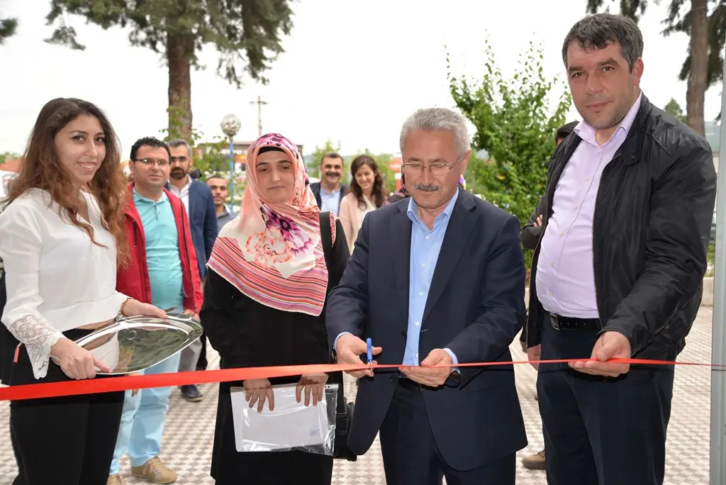 Haber: HESMEK yılsonu ebru sanatı sergisi açıldı - Galeri-1