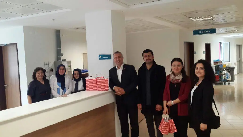 Haber: Babaoğlu ve Ülkücü Gençler Hemşirelerin gününü kutladı - Galeri-3