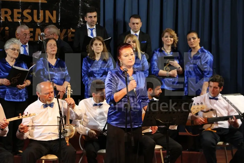 Haber: Musiki Cemiyetinden Buruk Konser - Galeri-5