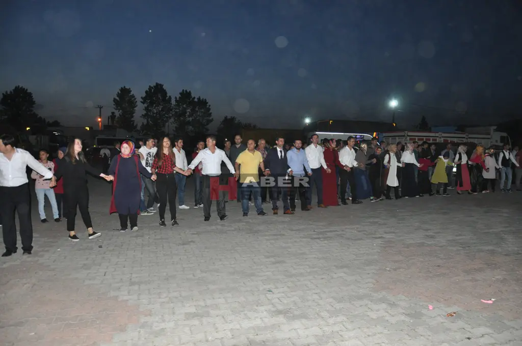 Haber: MİHRİBAN&MUSTAFA MUTLULUĞA YELKEN AÇTILAR - Galeri-2