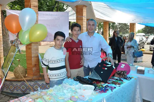 Haber: KENDİLERİ ÜRETİP SATIYOR - Galeri-5
