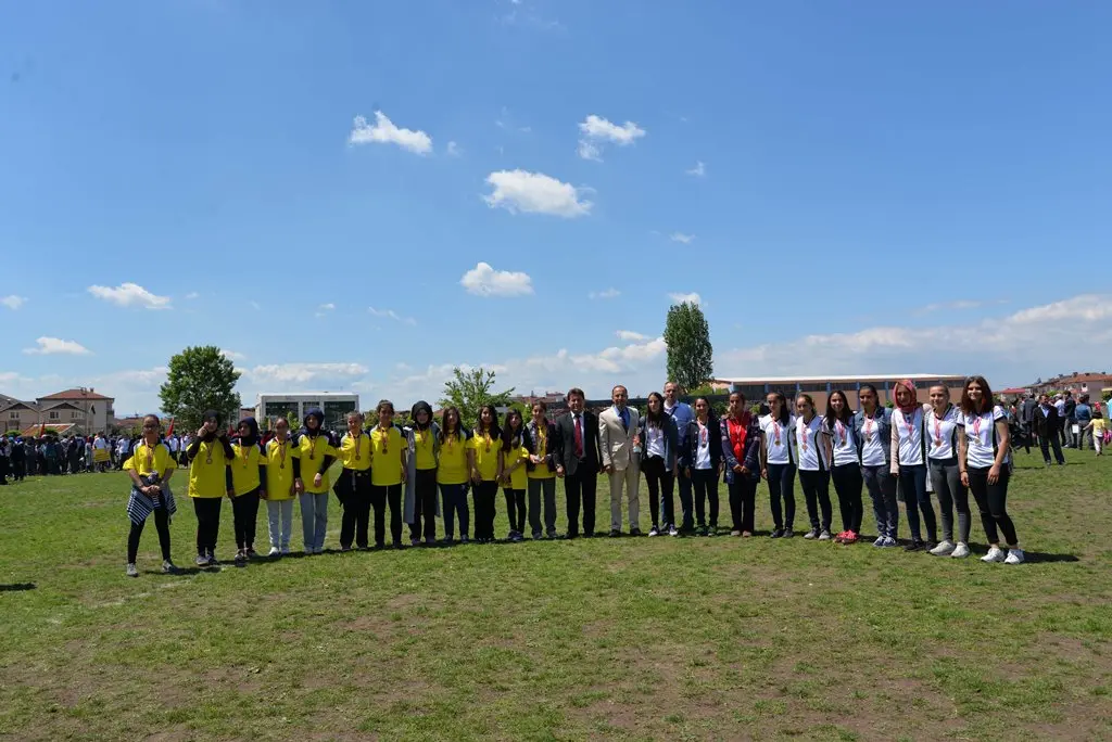 Haber: 19 Mayıs Hendek’te coşku ile kutlandı - Galeri-6