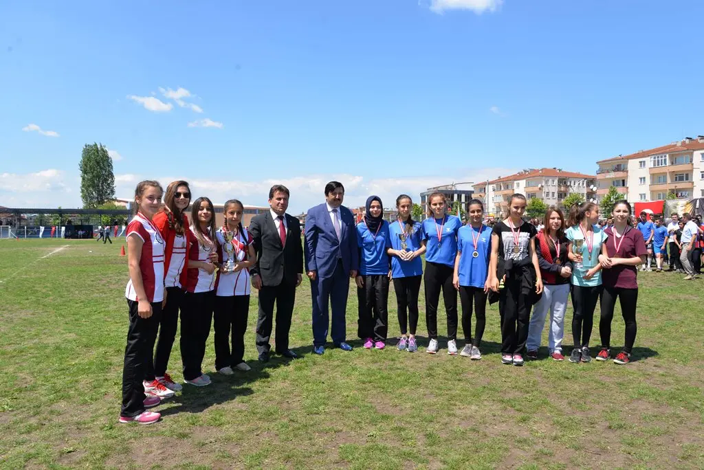Haber: 19 Mayıs Hendek’te coşku ile kutlandı - Galeri-5