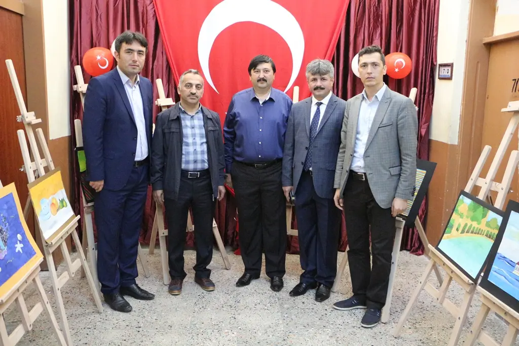 Haber: Atikehanım Ortaokulu Öğrencileri Projelerini Sergiledi - Galeri-5