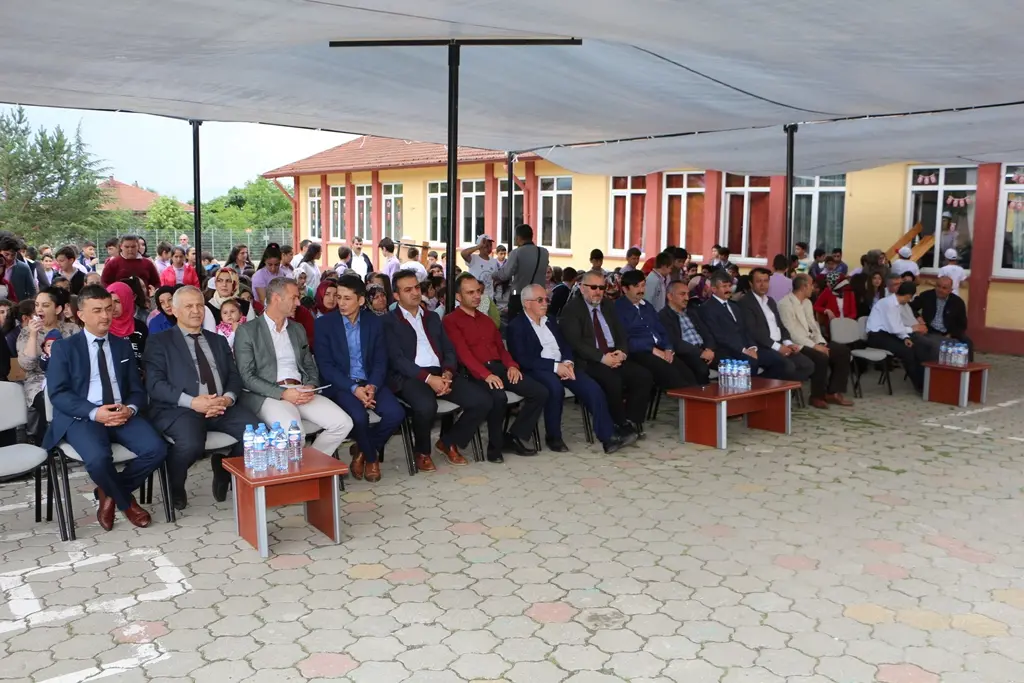 Haber: Atikehanım Ortaokulu Öğrencileri Projelerini Sergiledi - Galeri-1