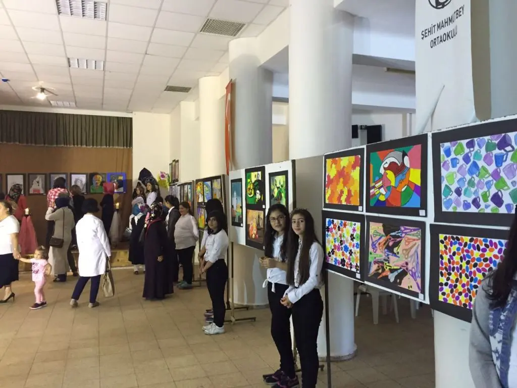 Haber: ŞEHİT MAHMUTBEY’DE RESİM SERGİSİ - Galeri-1