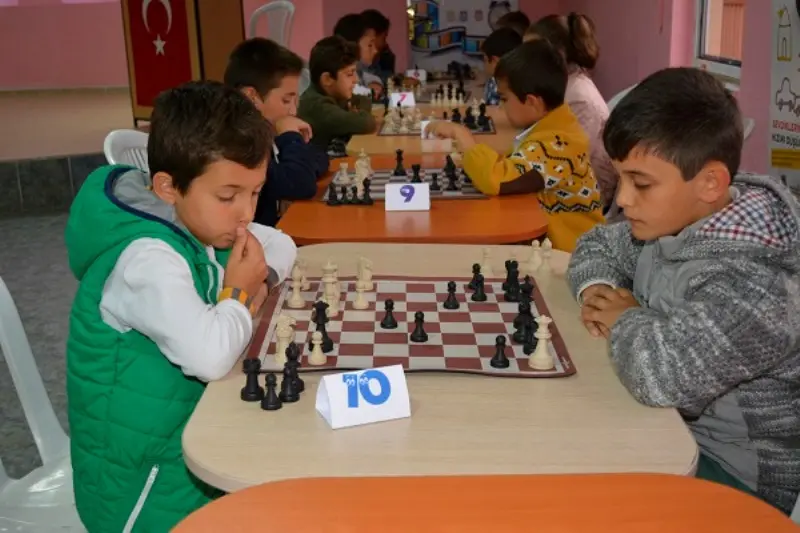 Haber: Yeniyüzyıl İlkokulu Satranç Turnuvasına Ev Sahipliği Yaptı - Galeri-5