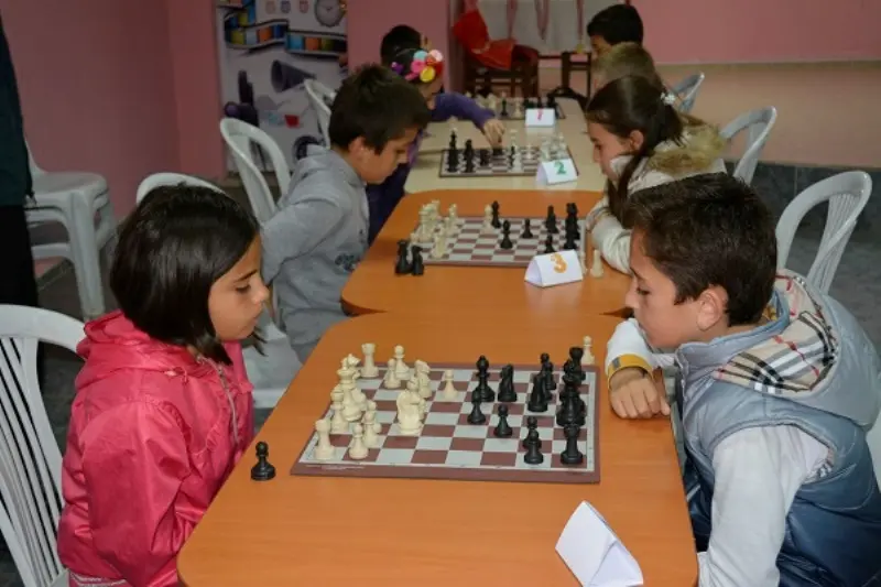 Haber: Yeniyüzyıl İlkokulu Satranç Turnuvasına Ev Sahipliği Yaptı - Galeri-3