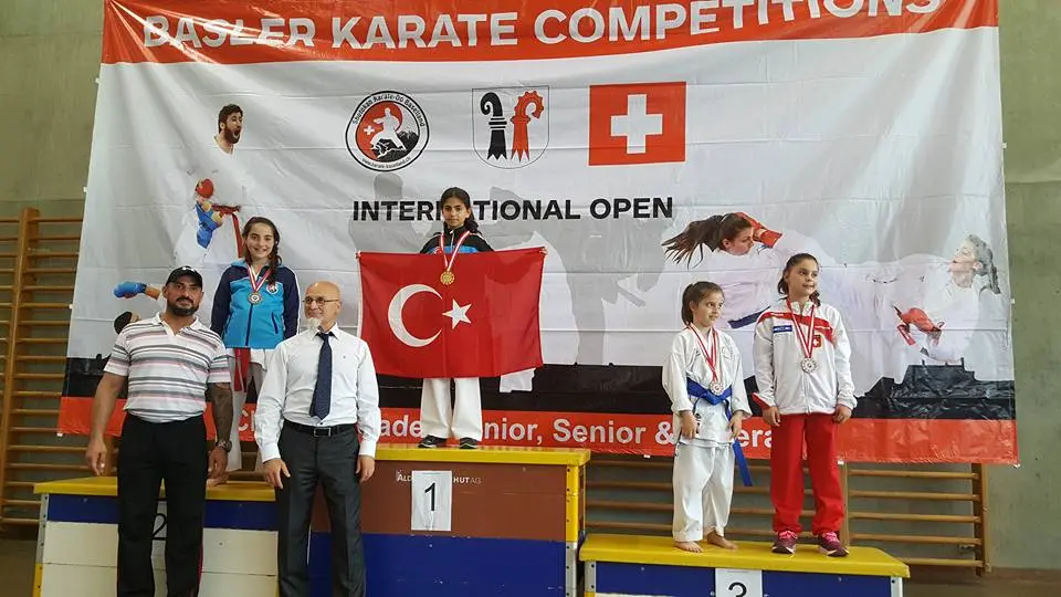 Haber: Hendek’li Karateciler Yedide Yedi Yaptı - Galeri-2
