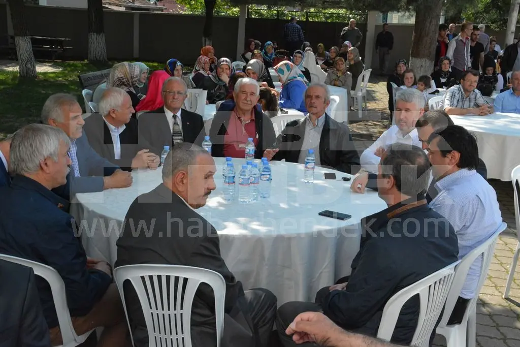 Haber: HİMDER Mezunları 4.Yılında da Buluşturdu - Galeri-4