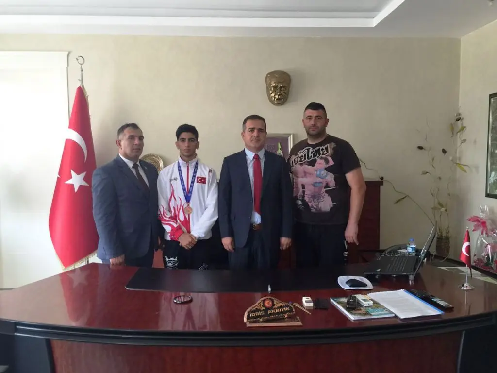 Haber: Dünya 3.sü Kaymakamlıkta - Öne Çıkan