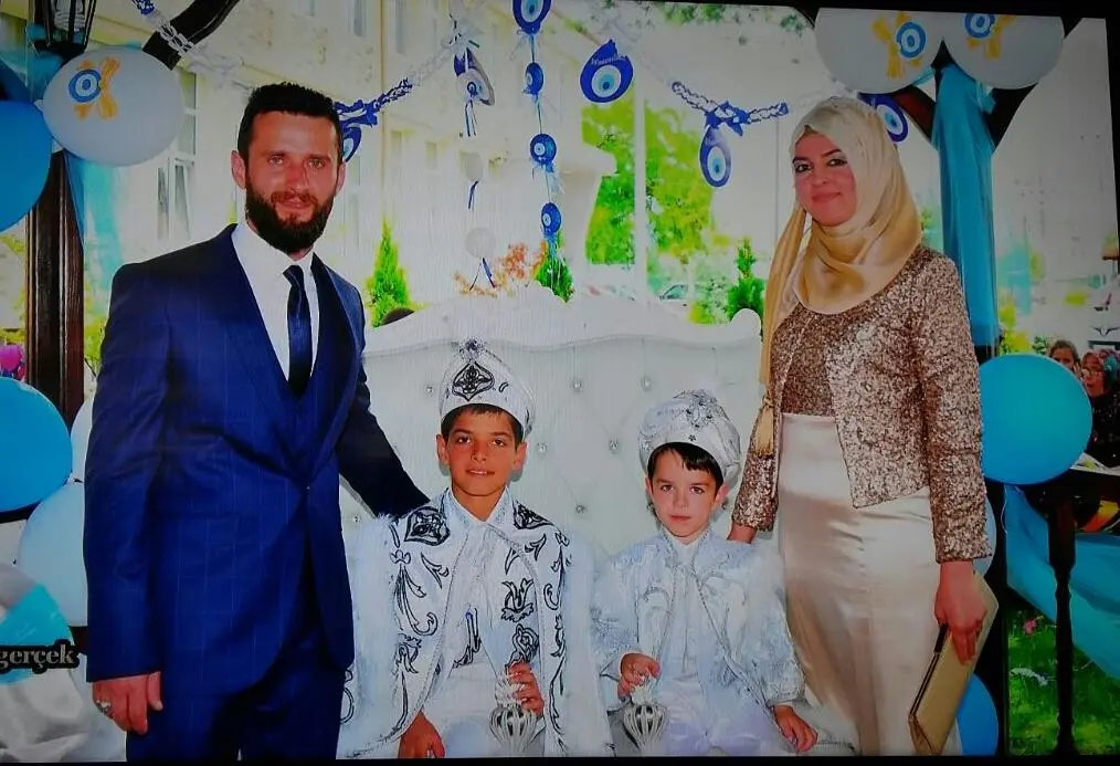 Haber: Mert Efe ve Yiğit Eren Delikanlılığa ilk adımı attı - Öne Çıkan