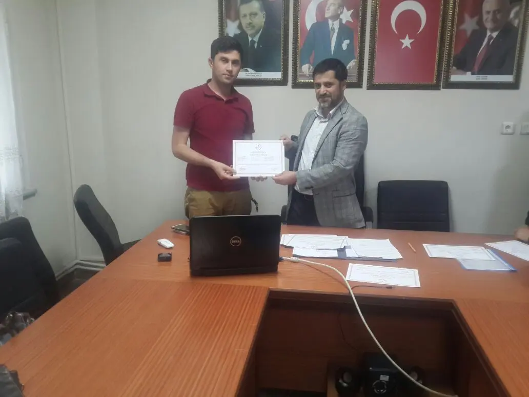Haber: Osmanlıca kursu bitirenlere plaket verildi - Galeri-2