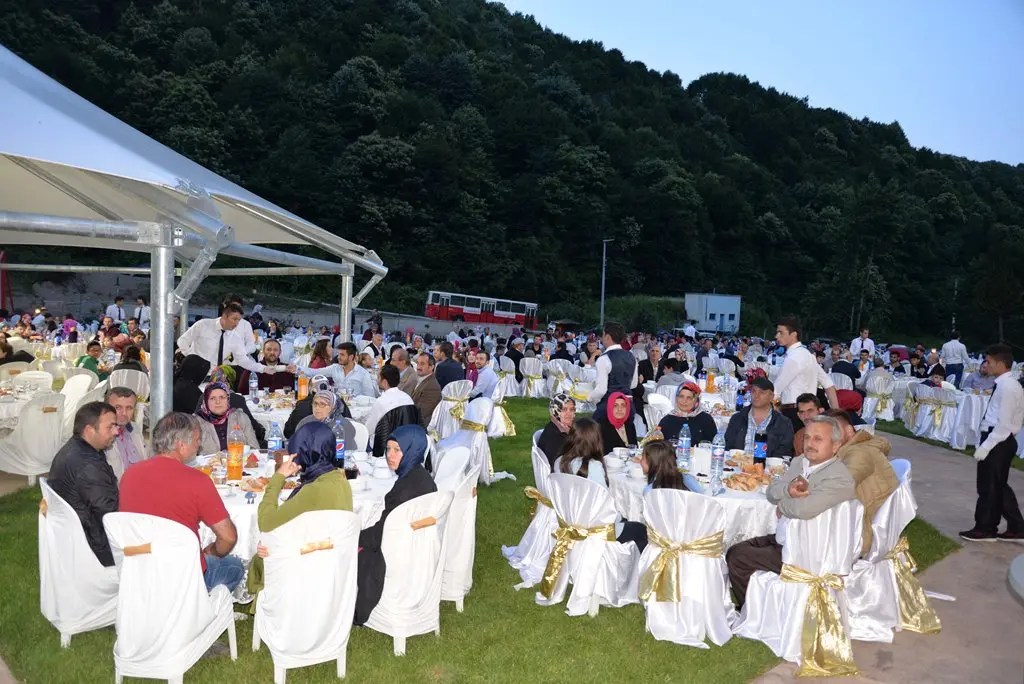 Haber: Hendek Belediye Personeli iftarda biraraya geldi - Galeri-3