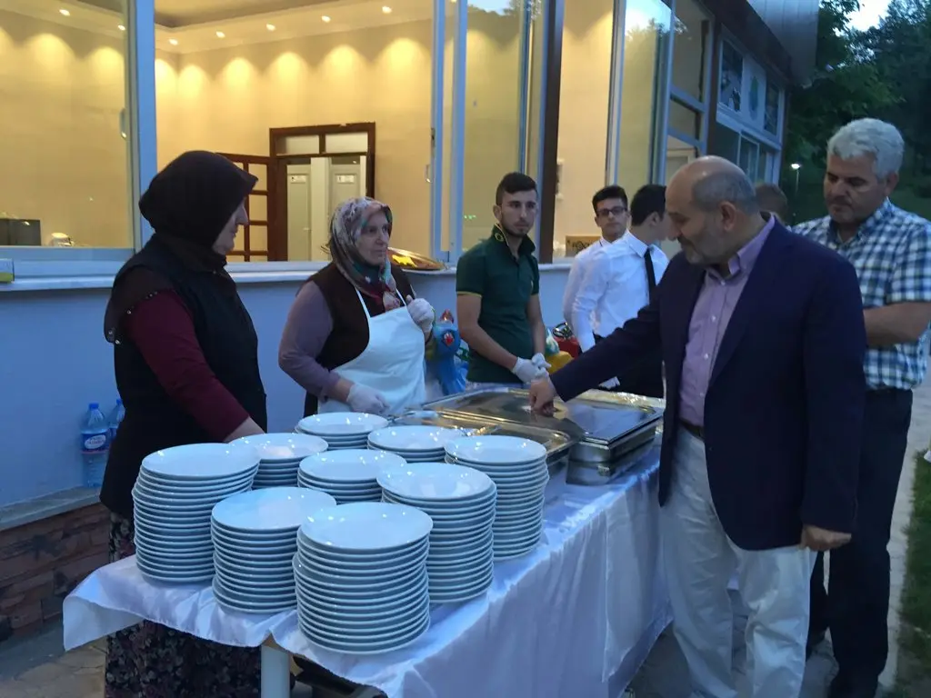 Haber: Hendek Belediye Personeli iftarda biraraya geldi - Galeri-4