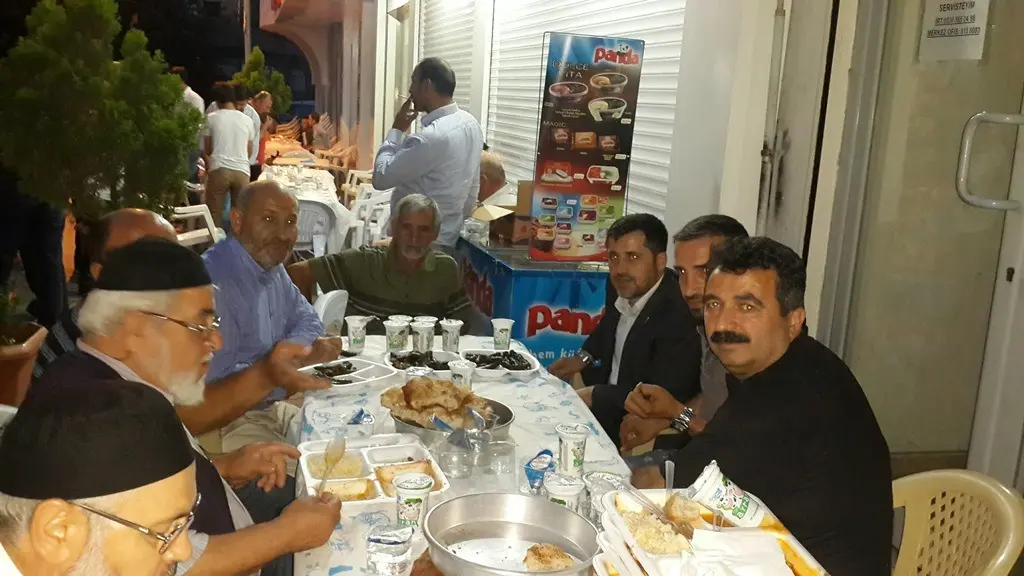 Haber: Çevre Eğitim Kültür Sosyal Yardımlaşma derneği  iftar verdi. - Galeri-3