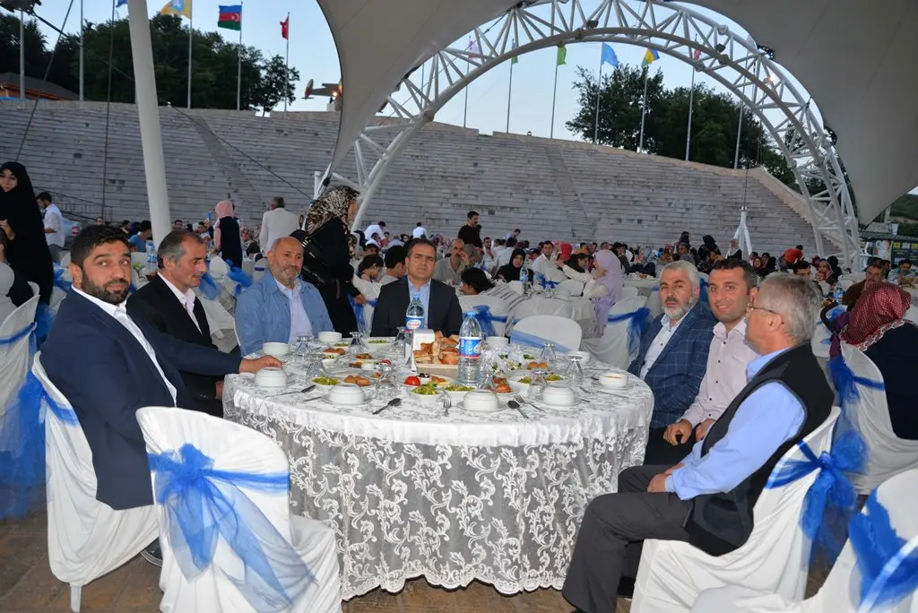 Haber: Bayraktepe Derneği Ensarlar muhacirleri ağırladı - Galeri-1