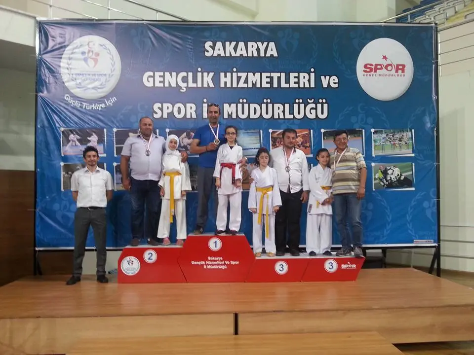 Haber: Yeşilyurt Karate Takımından 13 Madalya - Galeri-5