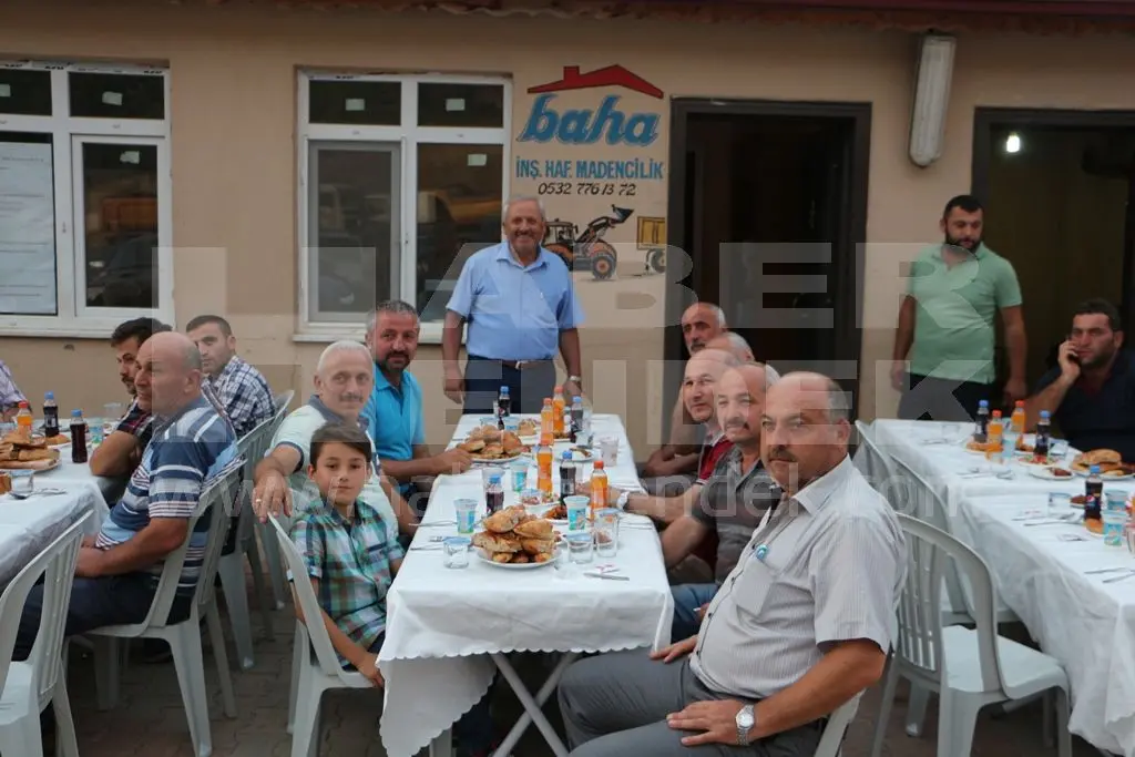 Haber: Baha İnşaat Personel Ve İş Dünyası İftarda Buluştu - Galeri-2