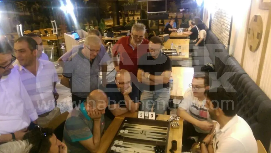 Haber: Tavla Derneği Hendek’te İlk Defa Turnuva Düzenledi - Galeri-3