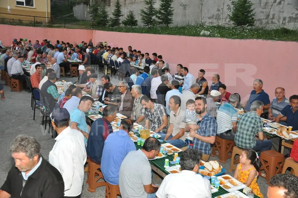 Haber: Zirvede Torunlardan Örnek Davranış - Galeri-3