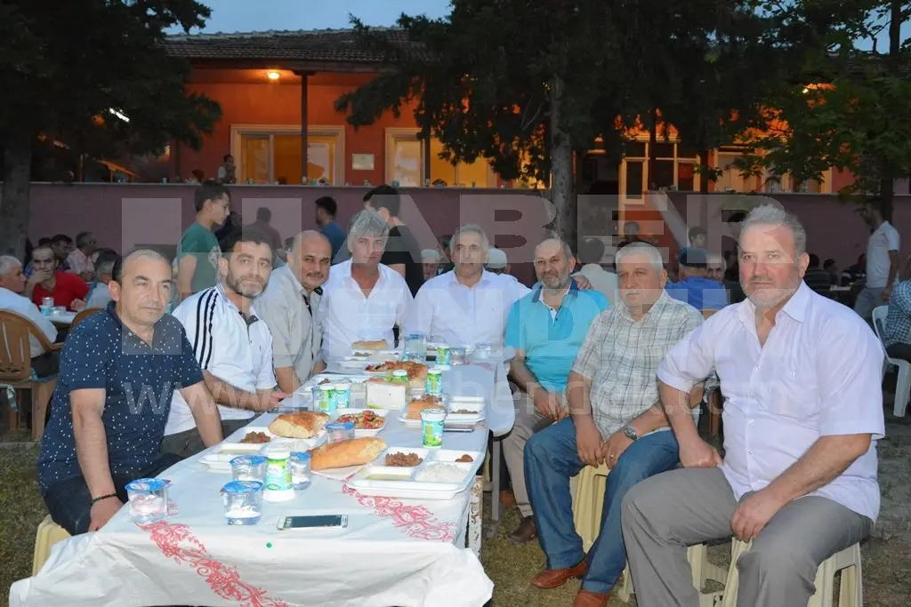 Haber: Karatoprak Mahallesi İftara Ev Sahipliği Yaptı - Galeri-5