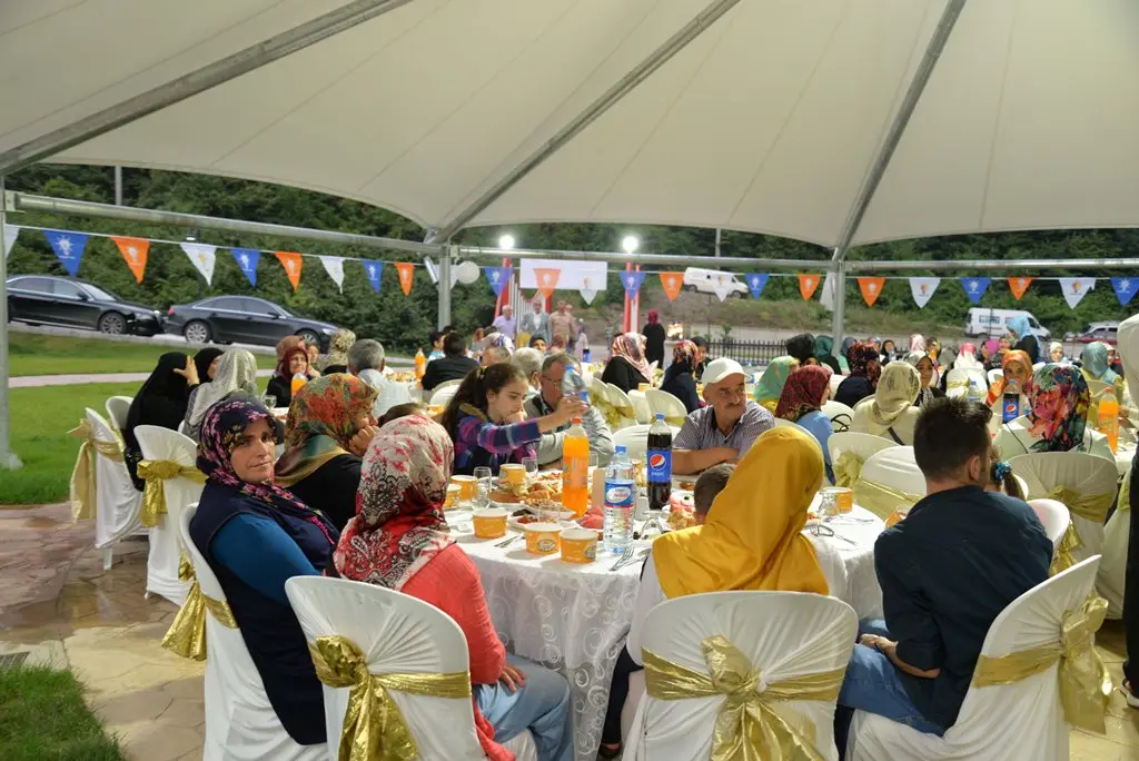 Haber: Ak Parti'den iftarlı danışma toplantısı - Galeri-3