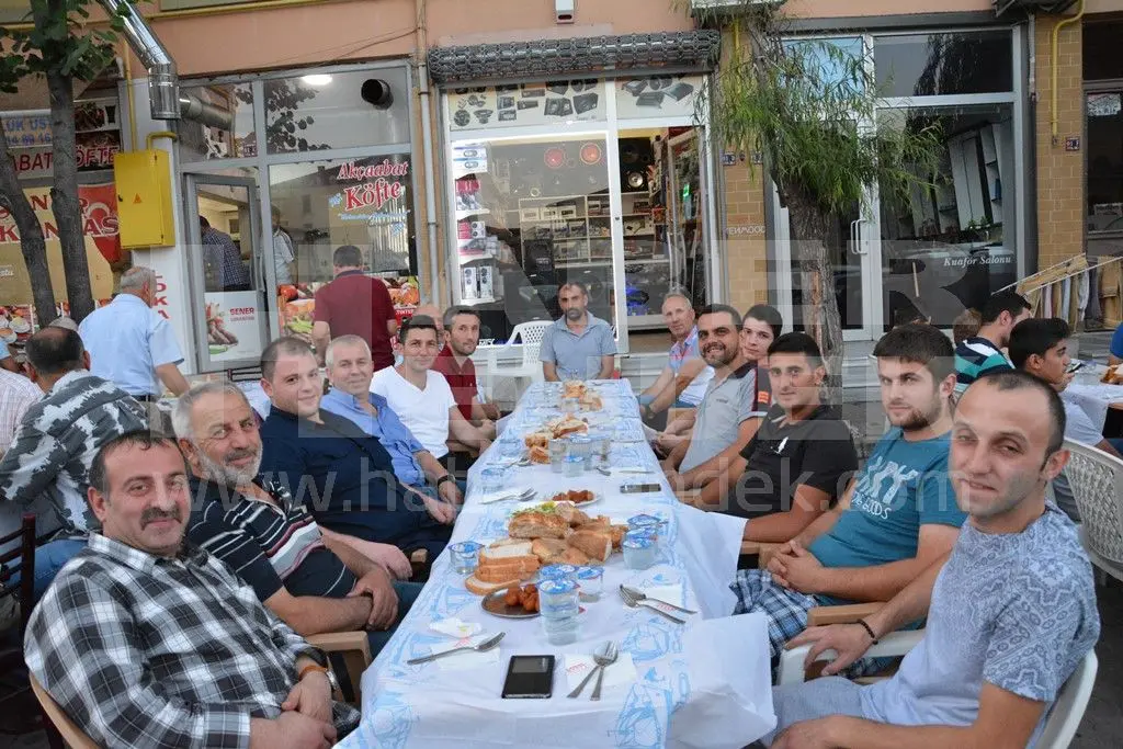 Haber: Şener Lokantasından Çeyrek Asırlık İftar Geleneği - Galeri-1