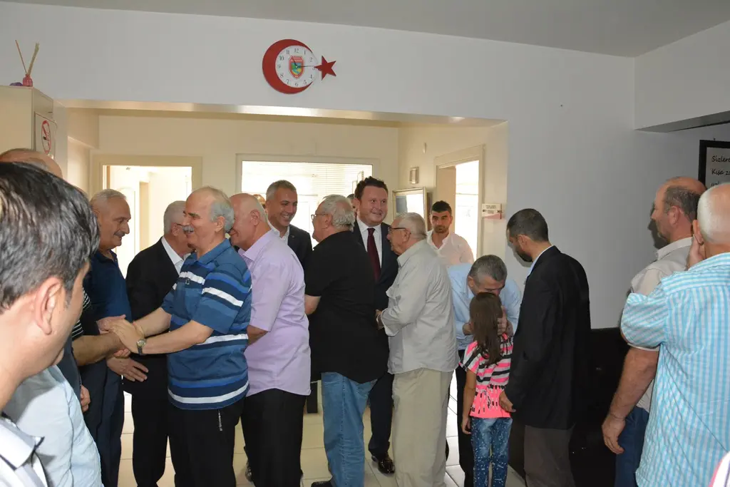 Haber: MHP Hendek İlçe Teşkilatı Bayramlaştı - Galeri-6