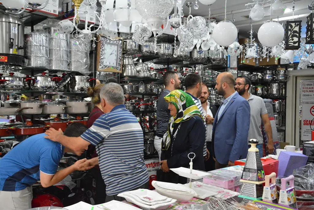 Haber: Ülkü Ocakları Polis, Asker ve Esnafların Bayramını Kutladı - Galeri-2