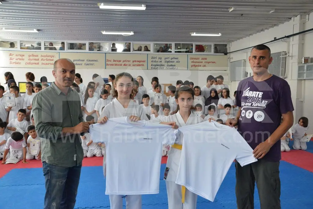 Haber: Başkurt Karatecilere jest yaptı - Öne Çıkan