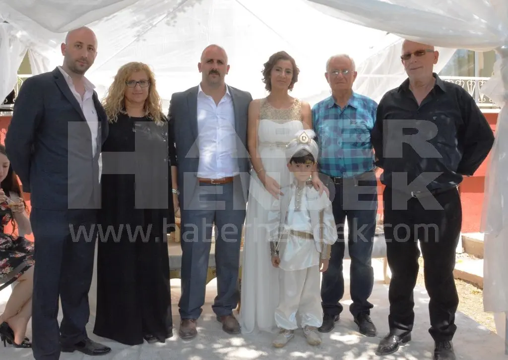 Haber: Emir Delikanlılığa Adım Attı - Öne Çıkan