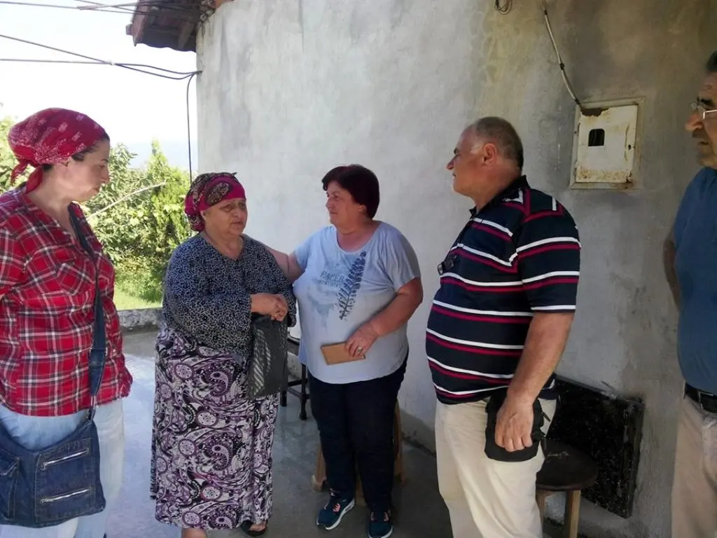 Haber: CHP Hendek Şehit Ve Gazi Yakınlarını Ziyaret Ediyor - Öne Çıkan