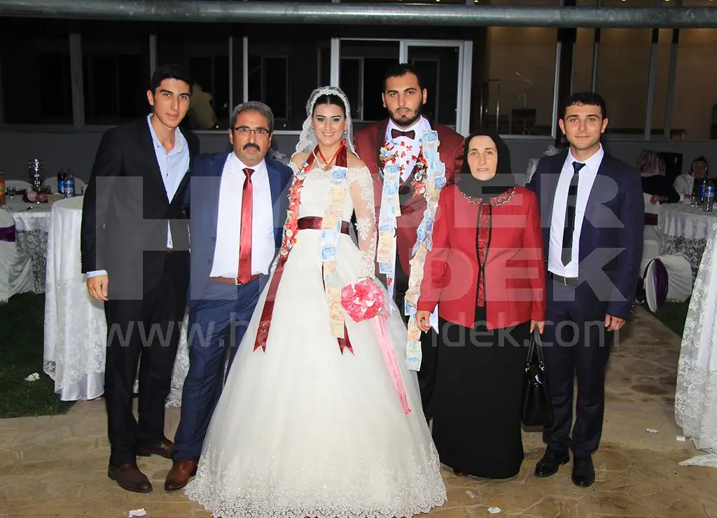Haber: Selma ve İsa Bir Ömür Hayata Yelken Açtılar - Galeri-4
