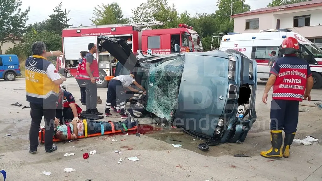 Haber: Feci Kazada Anne ve Bebeği Hayatını Kaybetti - Öne Çıkan