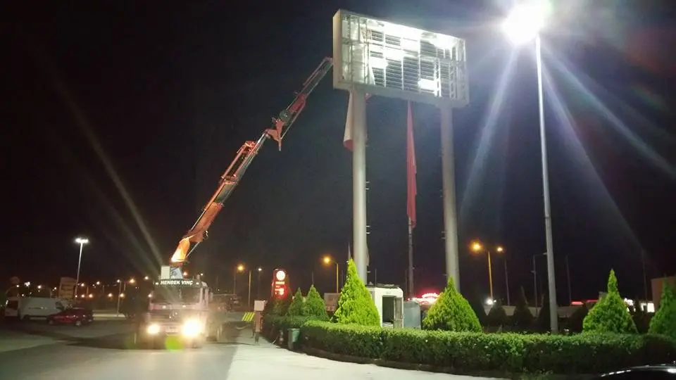 Haber: Darbecilere bir tepki de onlardan - Öne Çıkan
