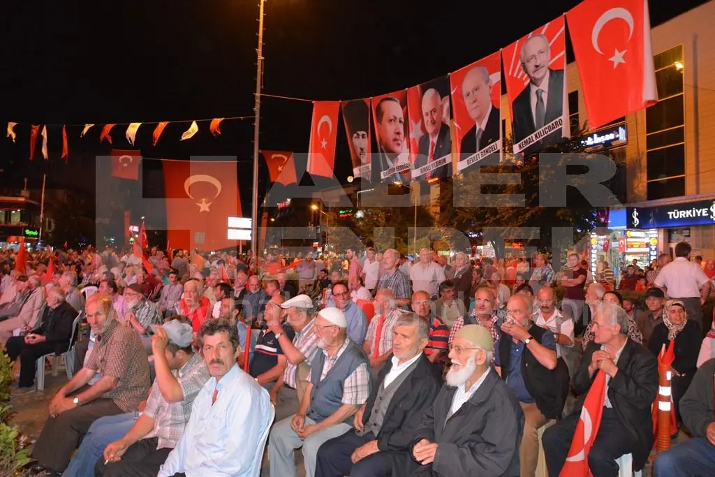 Haber: Demokrasi Nöbeti Tutan Hendek Halkına Teşekkür Ettiler - Galeri-6