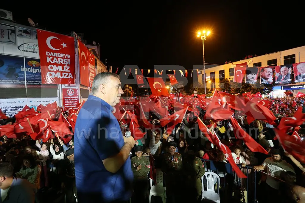 Haber: Demokrasi Nöbeti Tutan Hendek Halkına Teşekkür Ettiler - Galeri-3