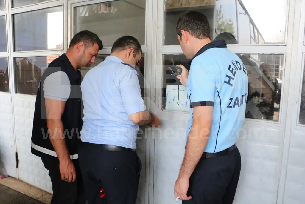 Haber: Üç İşyeri Mühürlendi, Bir Kişi Gözaltına Alındı - Galeri-4