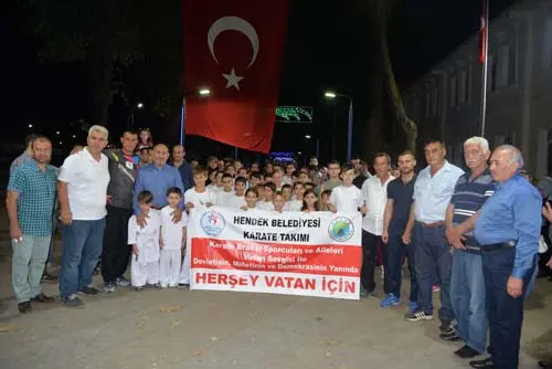 Haber: Karateciler ödüllendirildi - Öne Çıkan