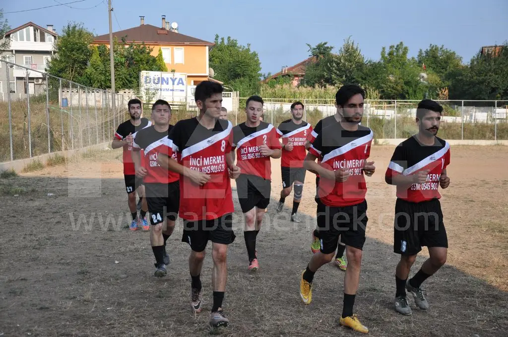 Haber: Hendek Boğazspor Sahaya İndi - Galeri-4