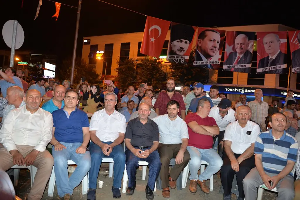 Haber: Hendek’te Demokrasi Nöbeti devam - Galeri-2